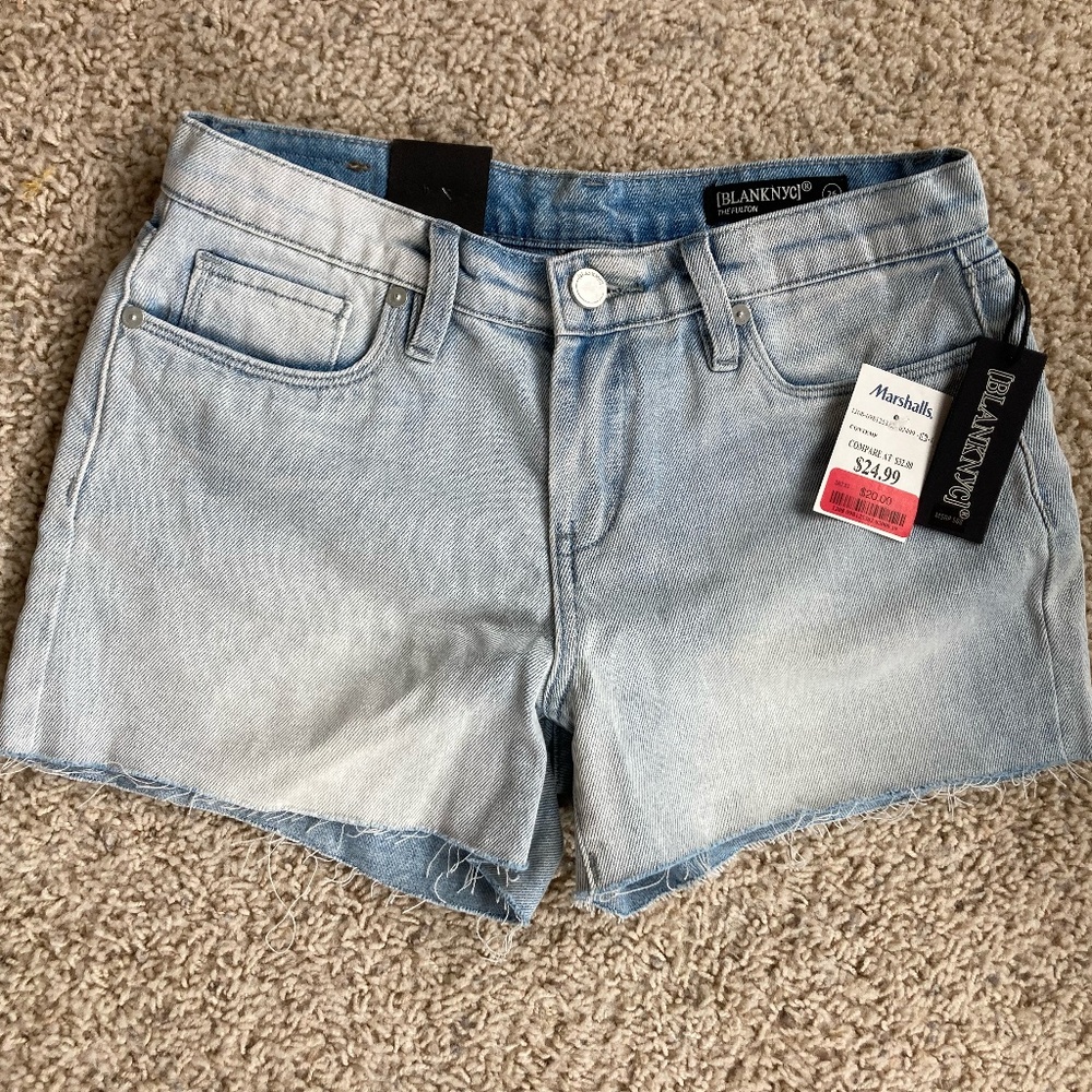 Blank NYC The Fulton Roll Up Short